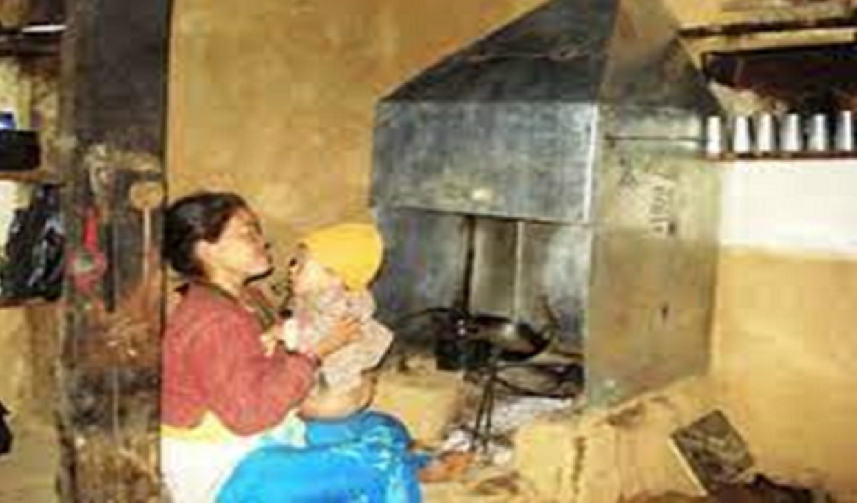 एनएमबि बैंकद्वारा प्राक्टिकल एक्सनको सहयोगमा ५२ हजार थान चुलाे वितरण