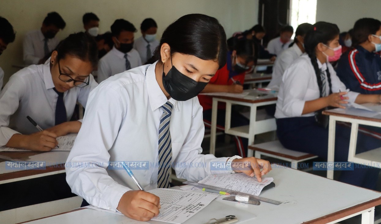 दुई वर्षपछि भौतिक उपस्थितिमा एसइई (तस्बिरहरू)