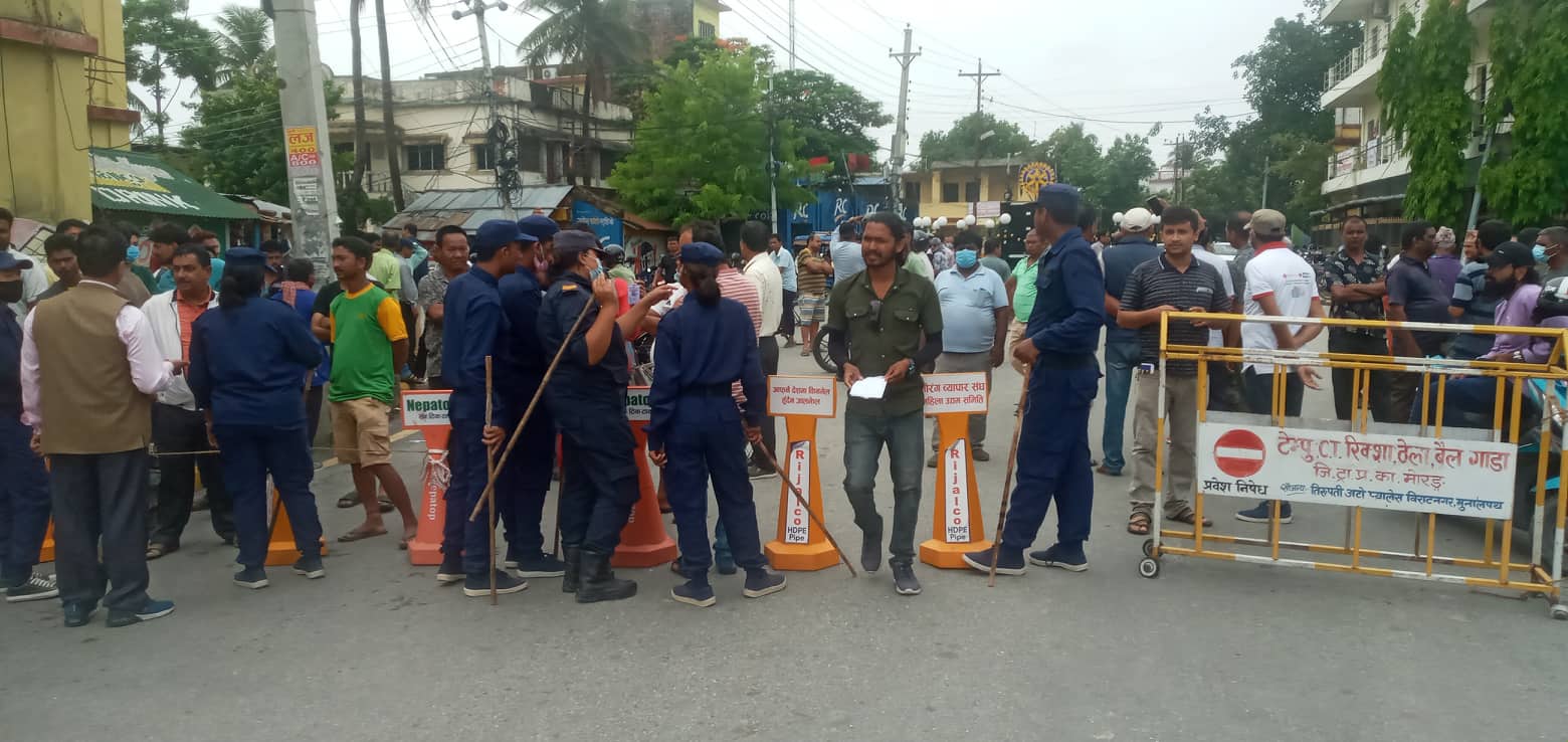 के हुँदैछ विराटनगरको मतगणना स्थलमा, पत्रकारदेखि उम्मेदवारका कुरा