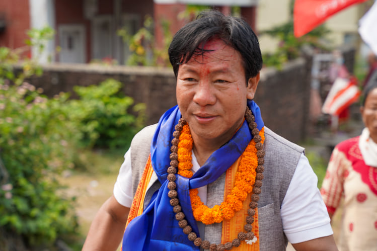 धरानमा गठबन्धनको अग्रता कायमै