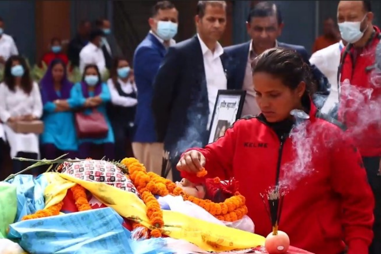 स्वर्ण पदक विजेता भारोत्तोलन खेलाडी सन्जु चौधरीलाई अन्तिम श्रद्धाञ्जली