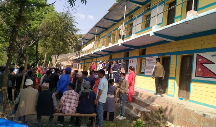 साँफेबगरमा पुनः मतदान जारी