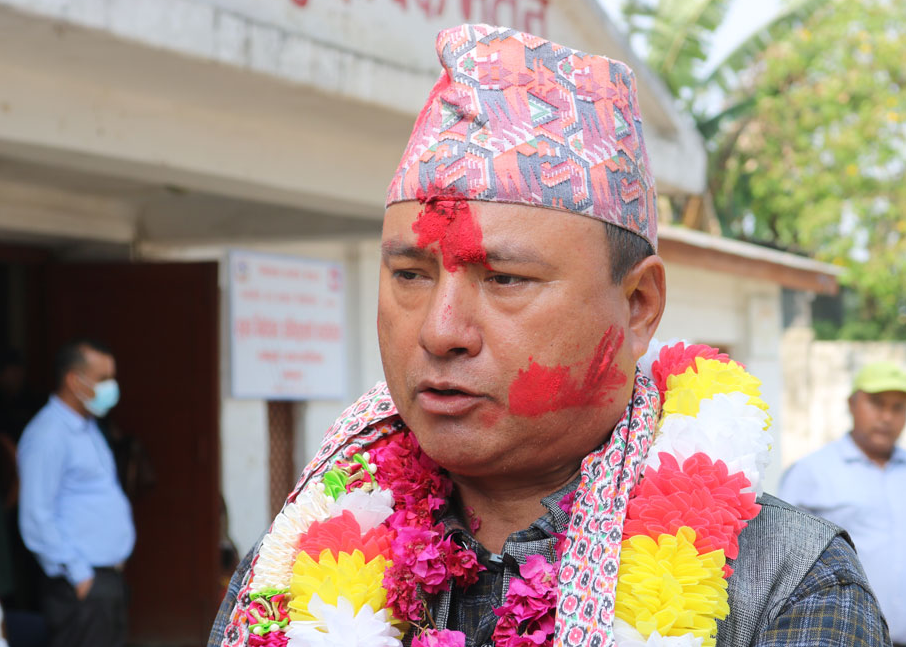 धनकुटाको प्रमुखमा एमालेका चिन्तन तामाङ्ग विजयी