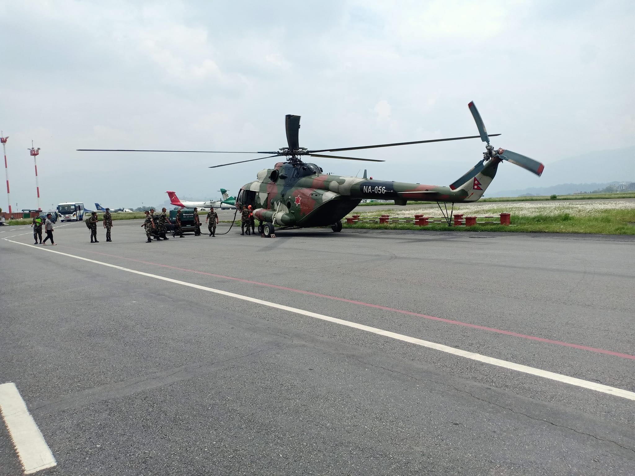 जहाज खोज्न मौसम बाधक, फर्कियो हेलिकोप्टर