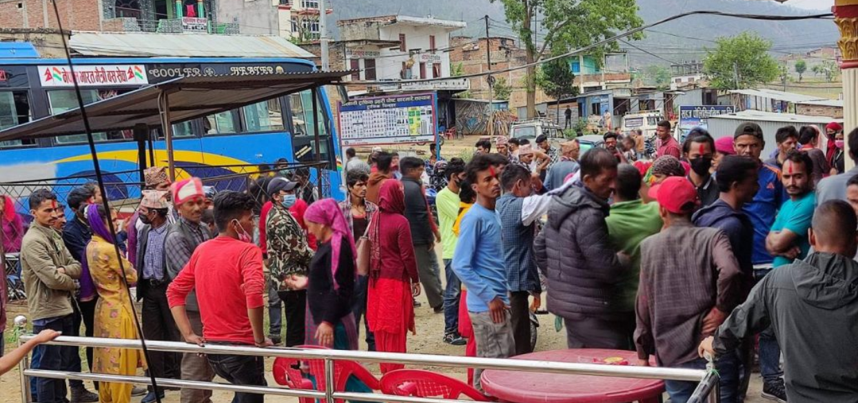 भारतमा रहेका नेपाली मतदानका लागि धमाधम स्वदेश फर्किँदै