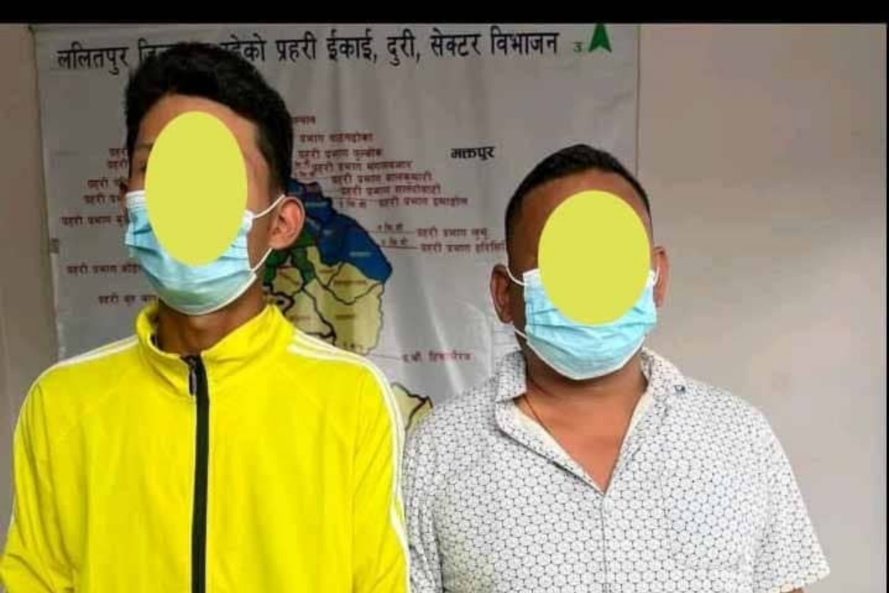 अटोमेटिक पेस्तोल र गोली सहित २ जना पक्राउ