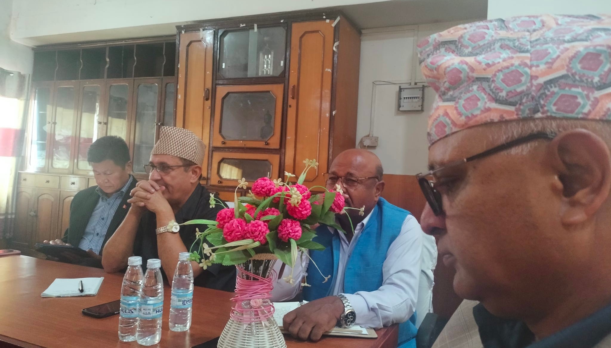 एमाले संसदीय दलको बैठकमा सरकारको आलोचना