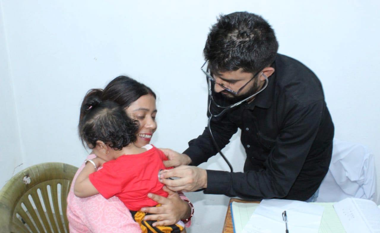 बेसीसरहमा केएमसीको निःशुल्क स्वास्थ्य शिविर