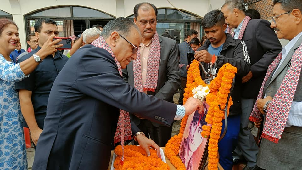 पेरिसडाँडा रितबहादुर खड्काको स्मृति दिवस (तस्बिरहरू)