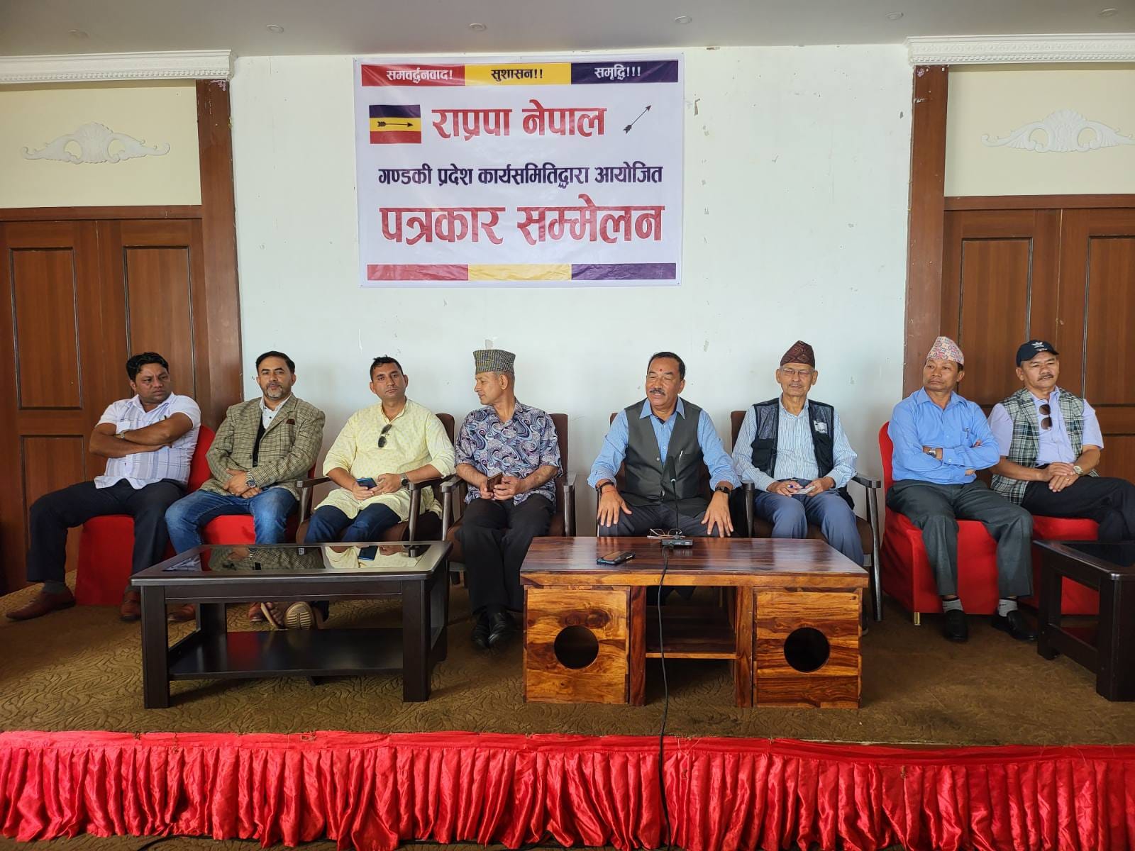 कमल थापा भन्छन्- ‘राजसंस्था स्थापना सम्भव छैन’