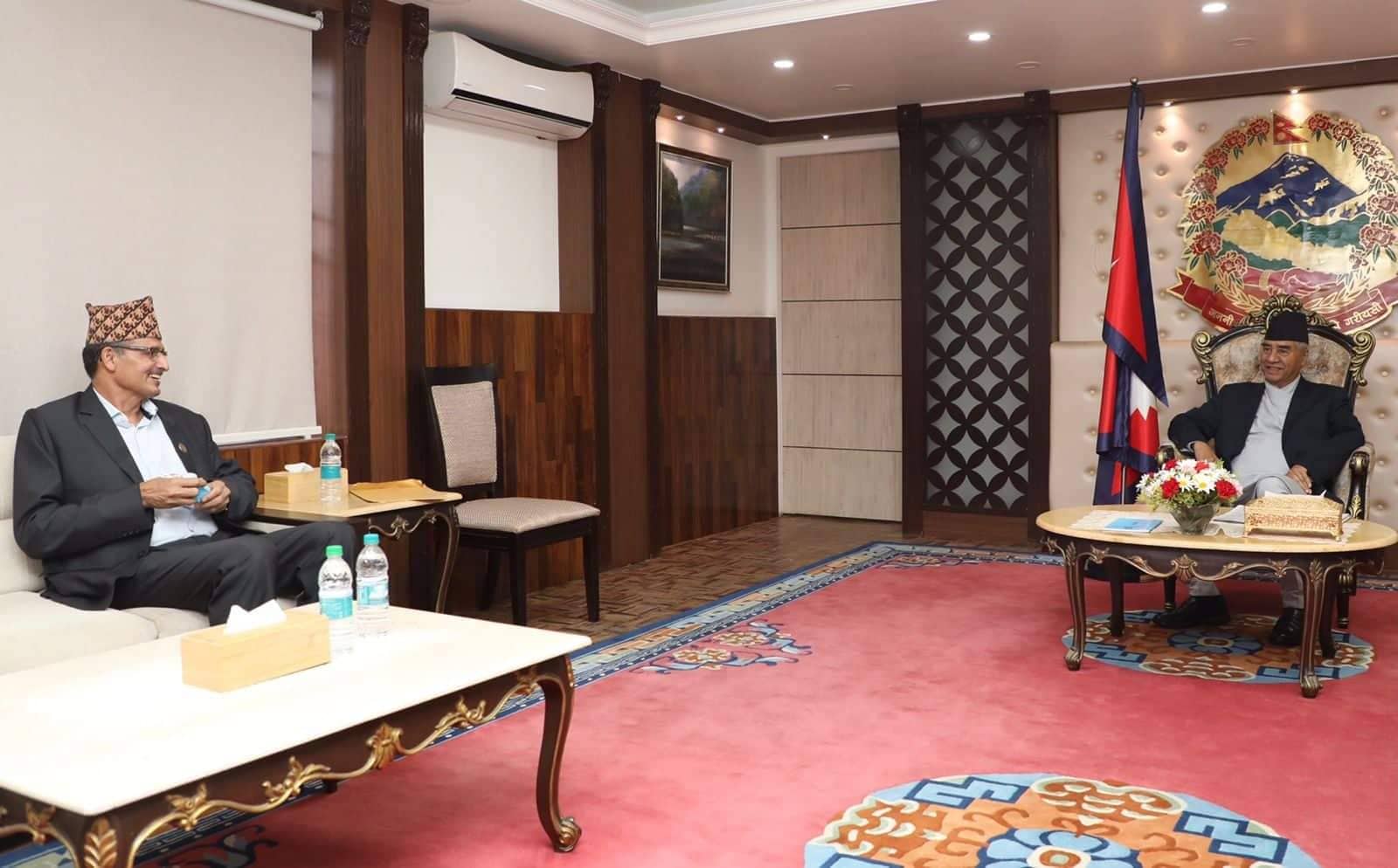 प्रधानमन्त्री देउवा र सभामुख सापकोटाबिच भेटवार्ता