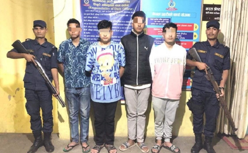 ट्रिनिटीका सुरक्षा गार्डलाई खुकुरी हान्ने चार विद्यार्थी पक्राउ