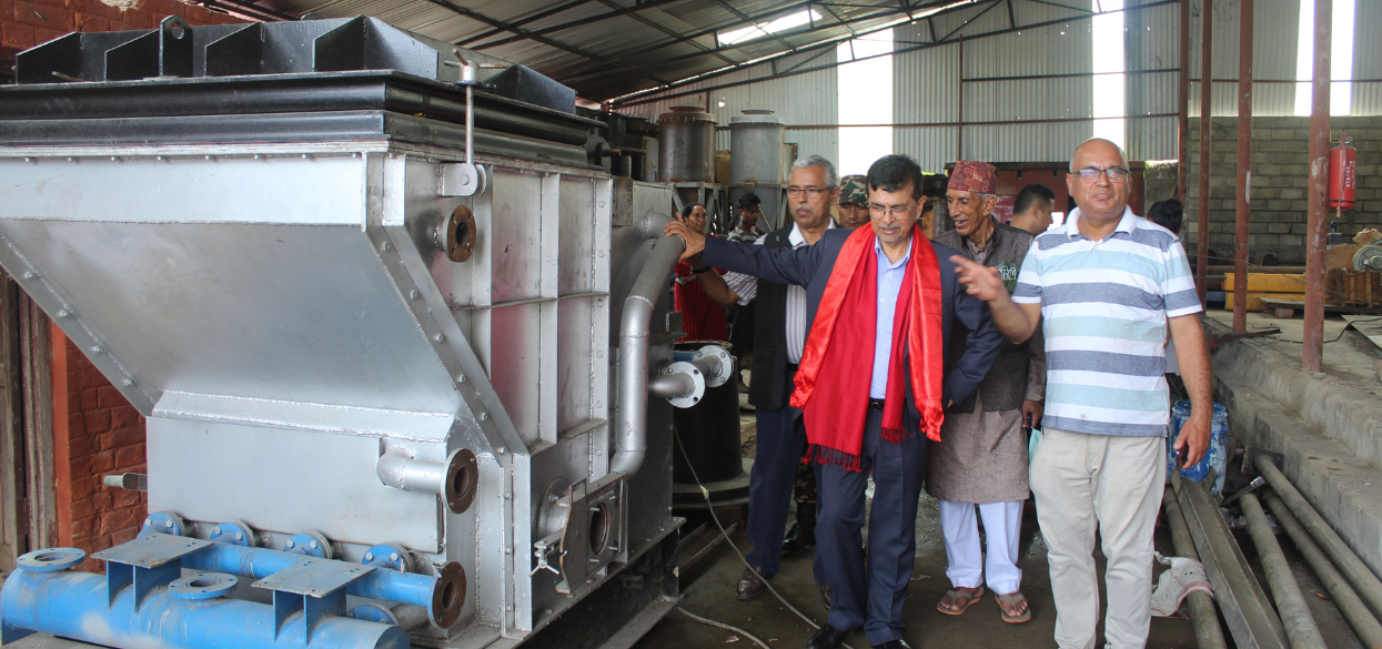 ४ वर्षदेखि नेपालबाट विदेश निर्यात हुँदै फोहोरबाट बिजुली उत्पादन गर्ने उपकरण