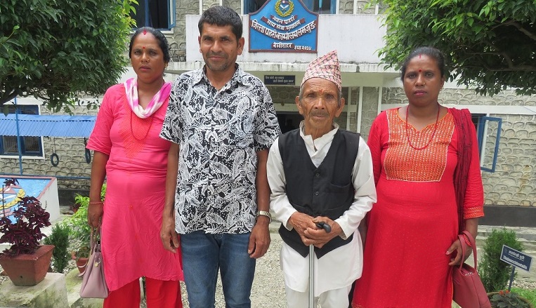२७ वर्षदेखि बेपत्ता परियार भारतमा भेटिए