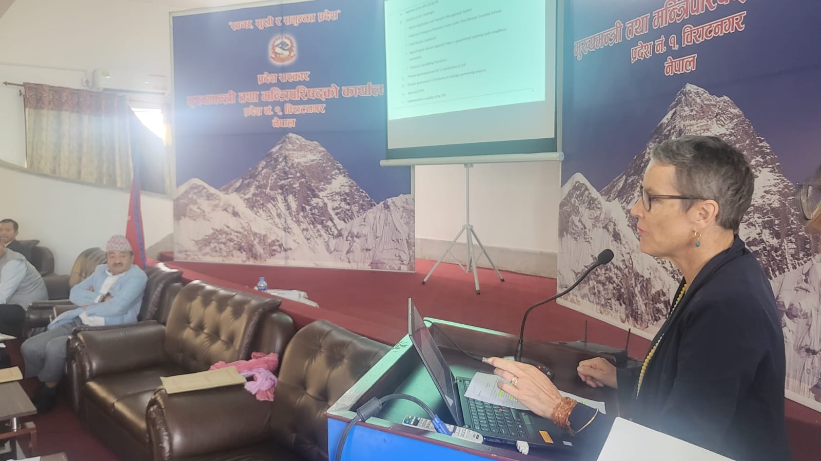 प्रदेश सहयोग कार्यक्रमको समीक्षा, सोचेअनुसार काम नभएको स्वीस राजदूतको भनाई