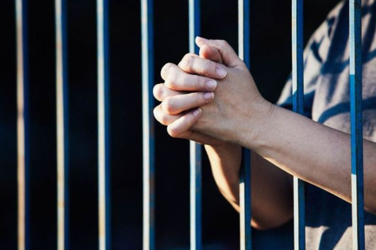 कैलाली कारागारमा क्षमताभन्दा तेब्बर बढी कैदी, एउटै कोठामा २५ जना