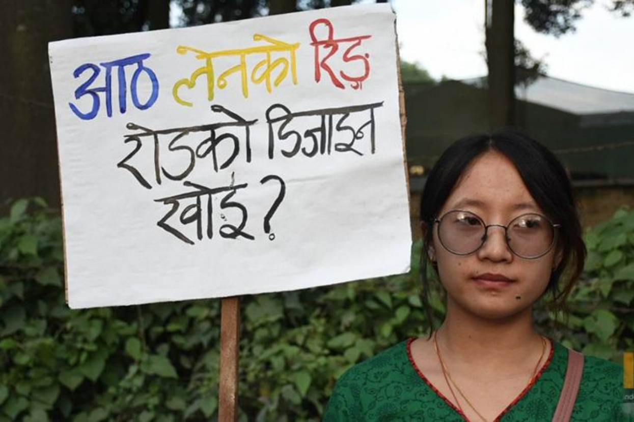 महाराजगञ्ज चक्रपथलाई उजाड बनाएर चिनियाँ ठेकदार सम्पर्कविहीन