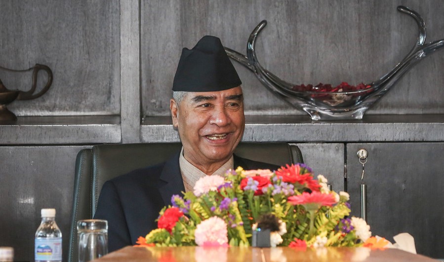 केन्द्रीय समितिमा देउवाको चेतावनी- ‘मलाई धेरै नजिस्काउनुस्, विधान संशोधन गरेर फेरि सभापति बन्न सक्छु’