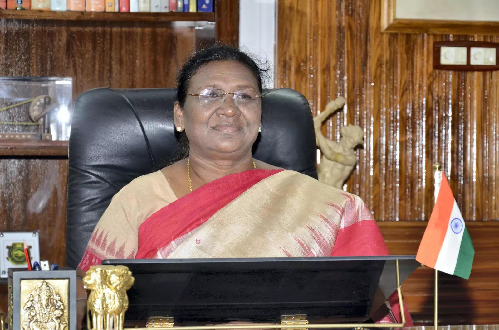 नेपाल-भारत सम्बन्ध नयाँ उचाइमा पुग्ने नवनिर्वाचित भारतीय राष्ट्रपति मुर्मूकाे विश्वास