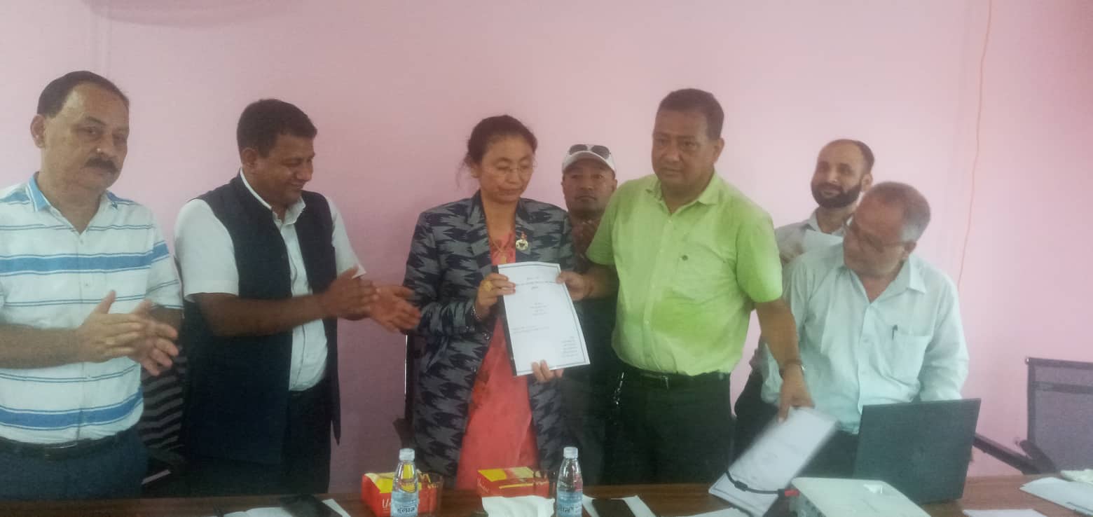 कार्यदलको प्रतिवेदन : यस्तो छ प्रदेश १ का १४ जिल्लाको पहिचान