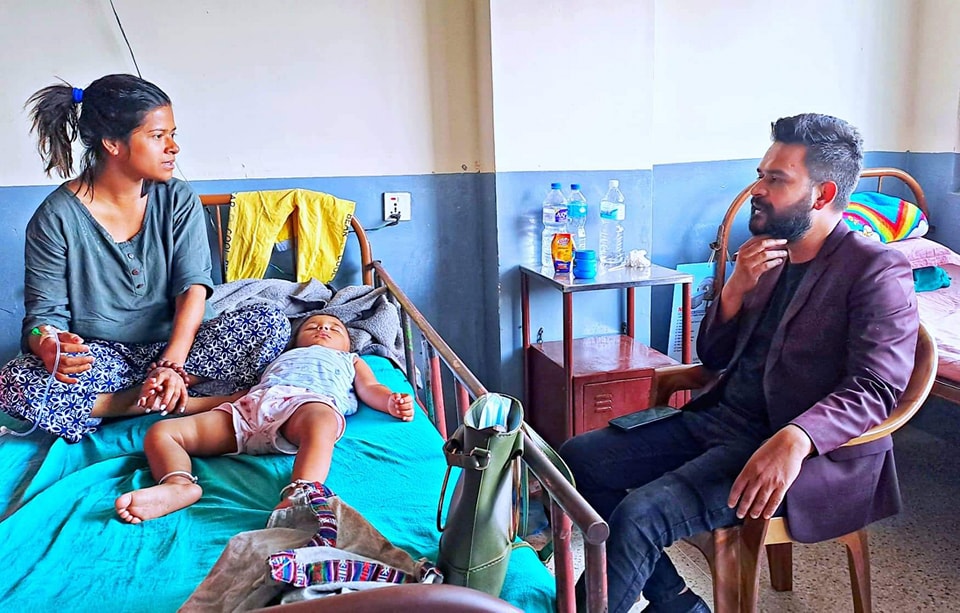 बालेनले निहारिकालाई भेटेपछि सामाजिक सञ्जालमा लेखे : ‘अभिभावक भनिने राज्य यस्तो हुँदैन’