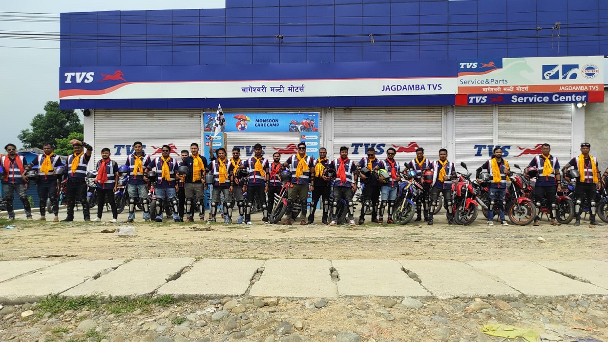 टीभीएसद्वारा धनगढी क्षेत्रमा ४० राइडरका साथमा एओजी राइडको आयोजना