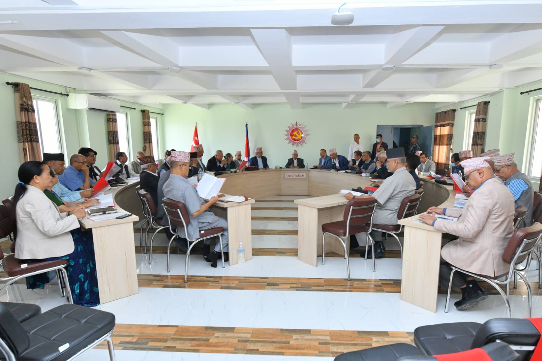 एमालेले प्रस्ताव गर्याे उम्मेदवार छनौटका आधार, गठबन्धनका लागि ढाेका बन्द नगर्ने