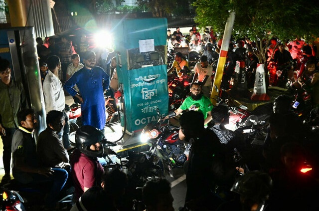 पेट्रोलियममा ५० प्रतिशत मूल्यवृद्धि भएपछि देशव्यापी प्रदर्शन