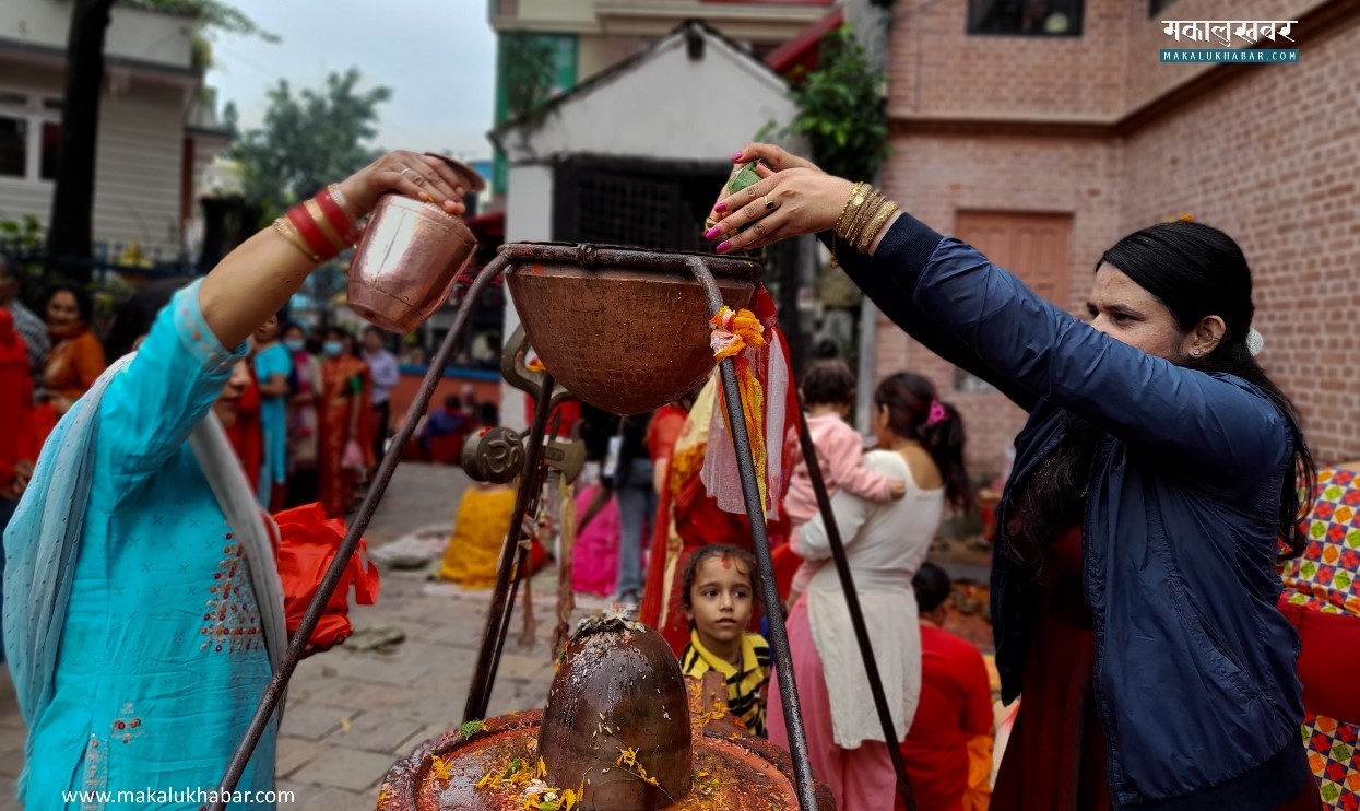गणेश चतुर्थी : चन्द्र विनायकमा दर्शनार्थीको भीड (तस्बिरहरू)