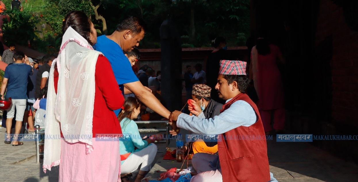 तस्बिरमा जनैपूर्णिमा ‘रक्षा बन्धन’