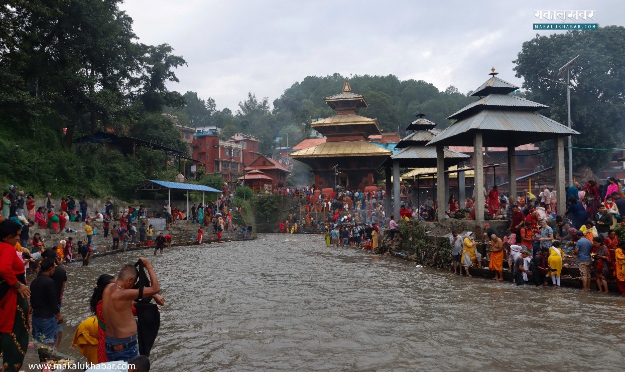 गोकर्णेश्वरमा पितृ श्राद्ध गर्नेको भिड (तस्बिरहरू)