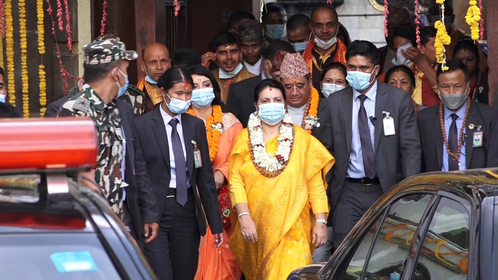 राष्ट्रपति भण्डारी पशुपतिमा