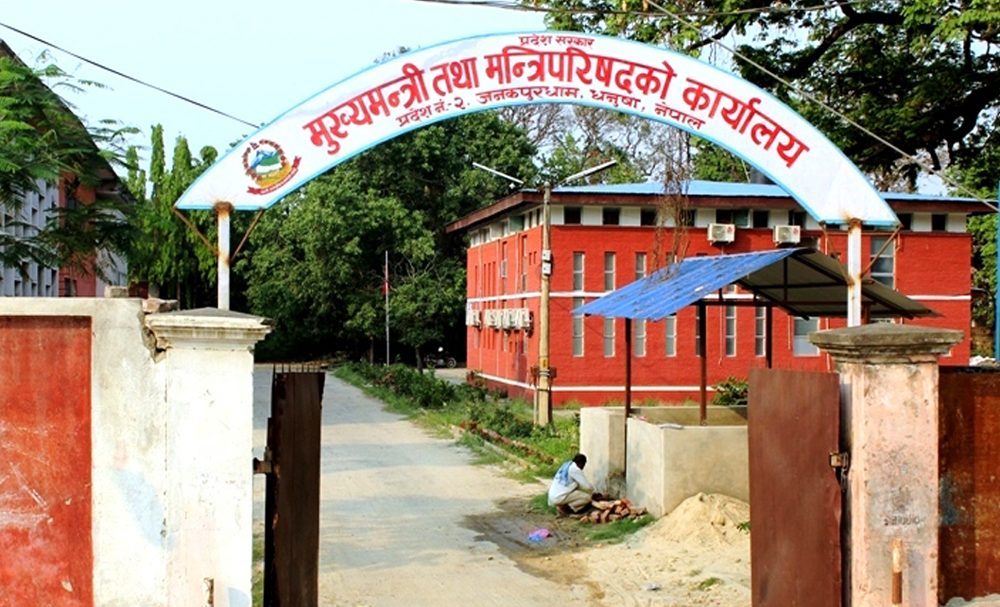 मुख्यमन्त्री, मन्त्री तथा सांसदहरूको सुविधामा वृद्धि