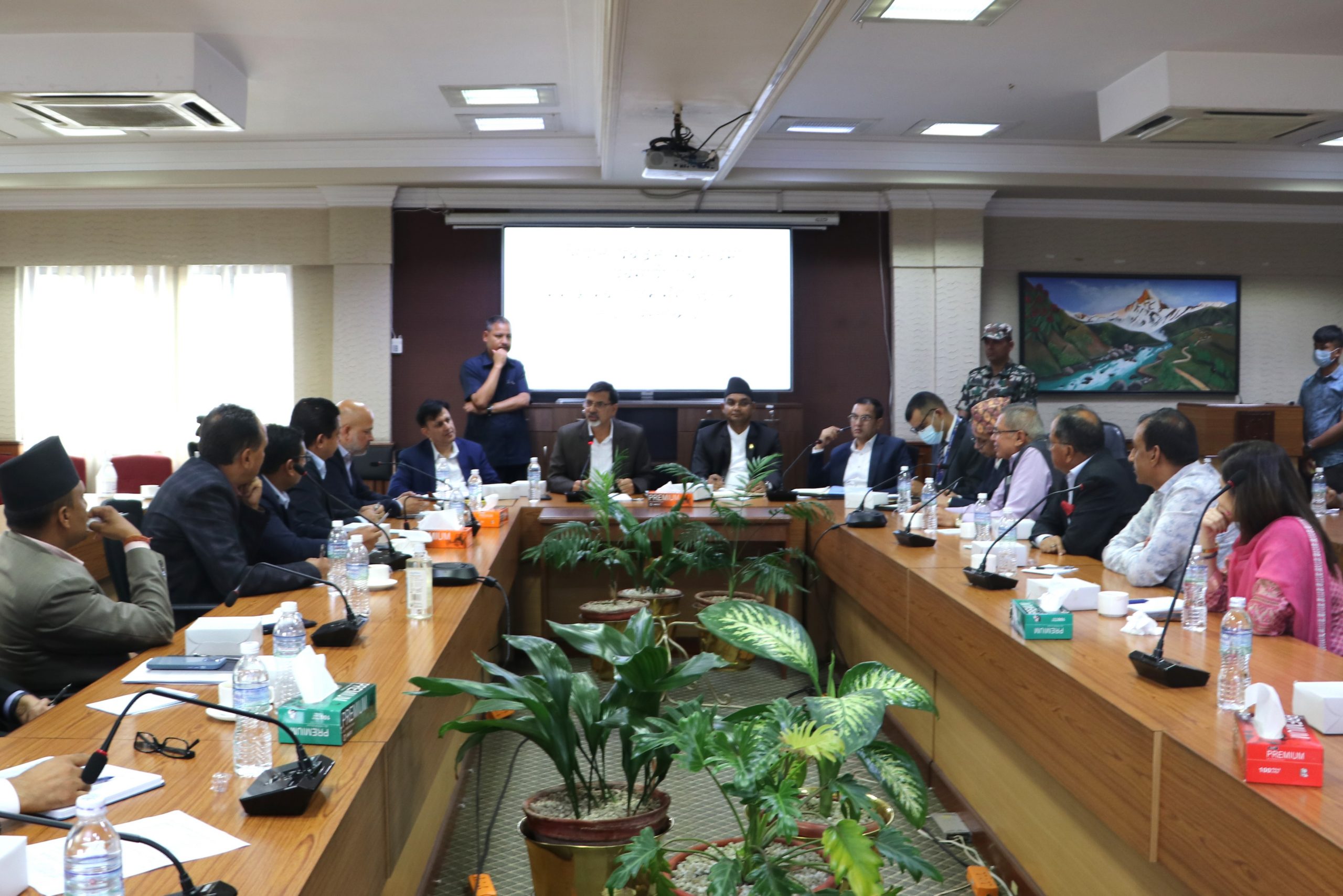 तुरुन्त निर्यातमा आधारित नगद अनुदान पाउने गरी कार्यविधि बनाउँ : अर्थमन्त्री शर्मा