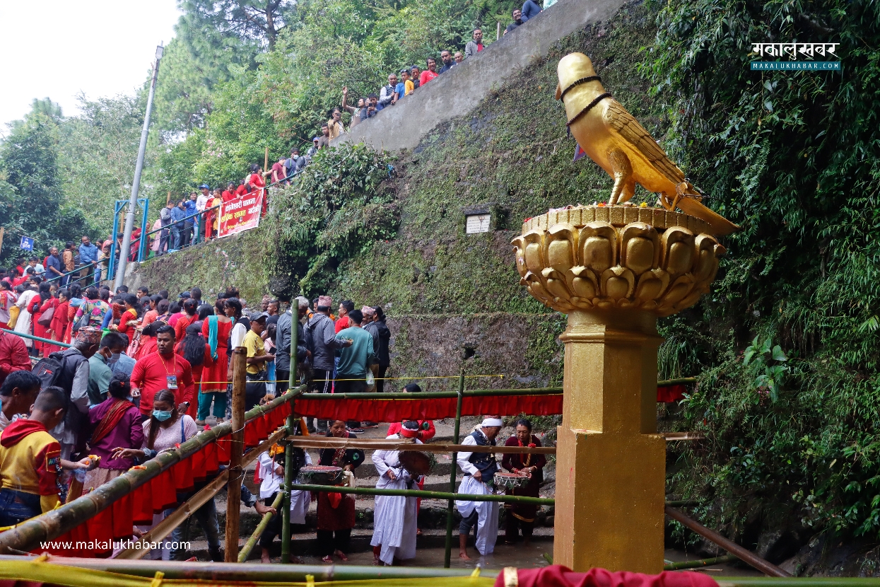 कागेश्वरी महादेवमा श्रद्धालुको भिड (तस्बिरहरू)