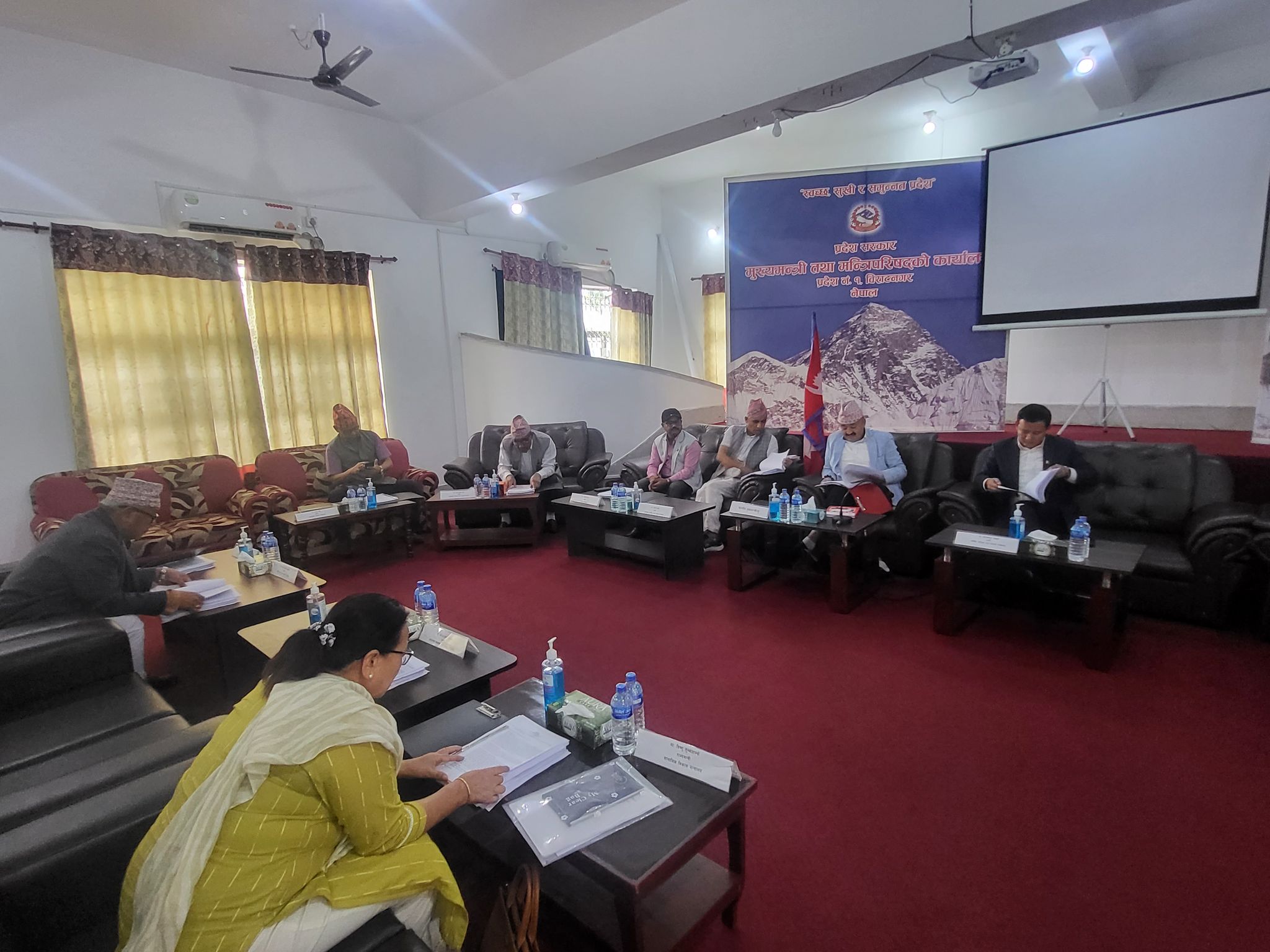 प्रदेश १ सरकारले शहीद परिवारको नाममा रकम बाँड्ने