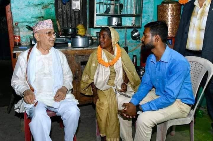 धनुषाका सहिद मण्डलकी श्रीमती फूलोलाई एमालेले बनायो समानुपातिक उम्मेदवार 