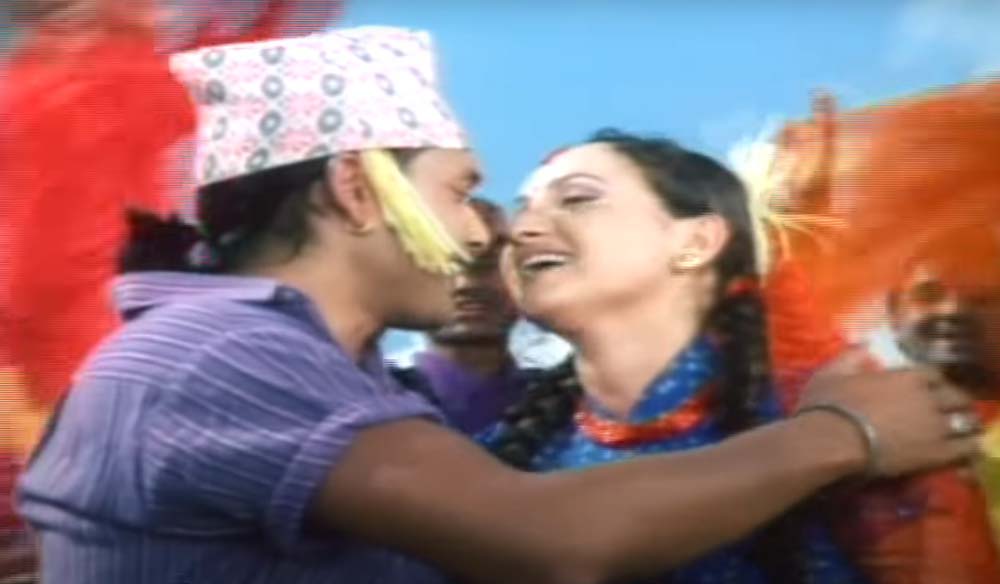 यी हुन् दसैँमा बज्ने कालजयी दश गीत