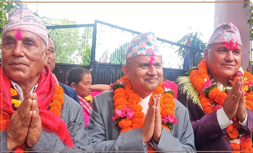 एमाले महासचिव पोखरेलले दाङ २ बाट गरे मनोनयन दर्ता