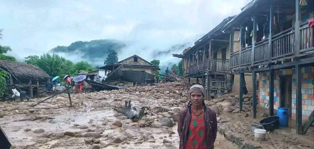 बाढीपीडितलाई दसैँ ‘दशा’ आउनु सरह !