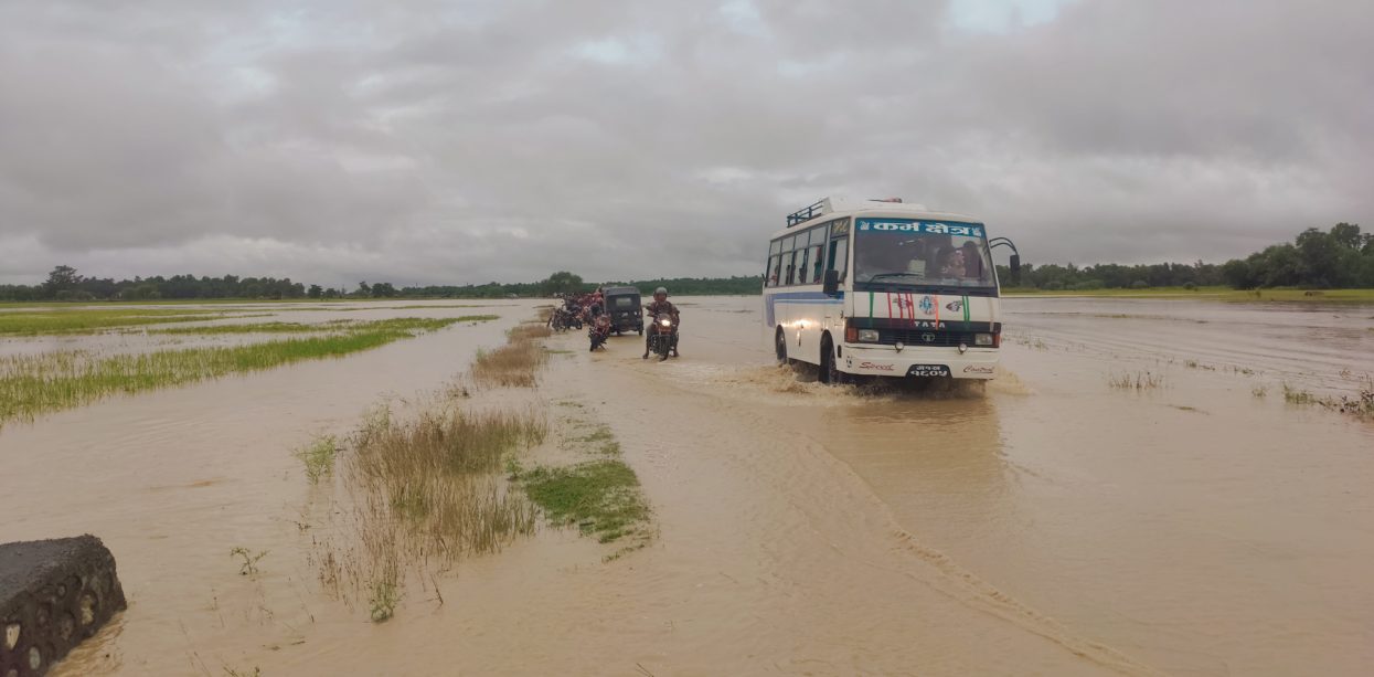 कर्णाली प्रदेशमा बाढी पहिरोबाट ३३ जनाको मृत्यु, ४८० परिवार विस्थापित 