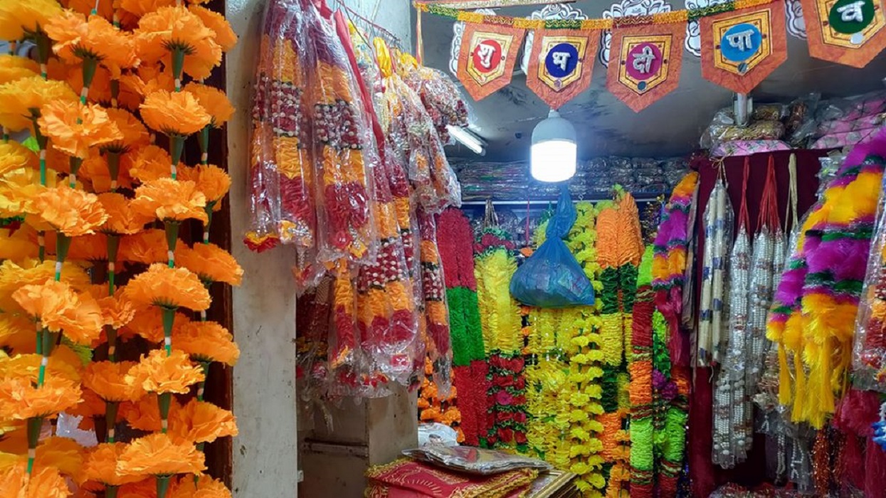 तिहारमा प्लाष्टिकका माला उपयोग नगर्न फ्यानको आग्रह