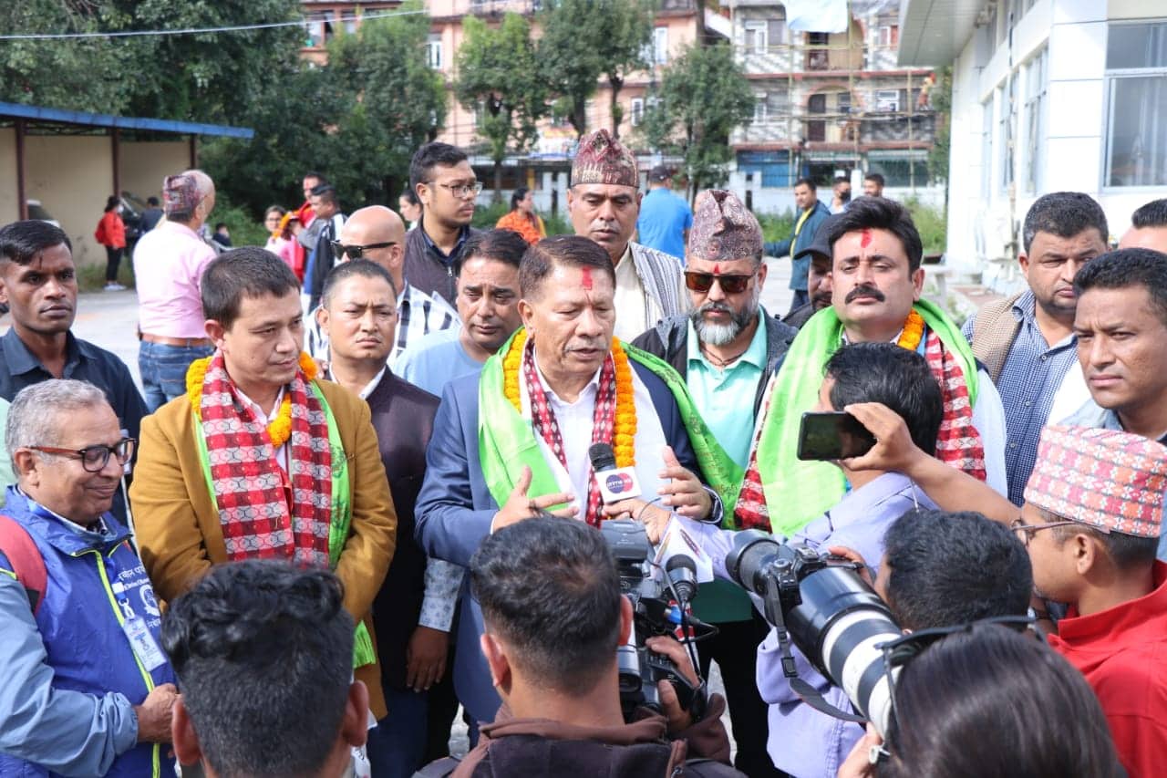 काठमाडौं क्षेत्र नम्बर १ बाट प्रकाशमान सिंहको मनोनयन दर्ता