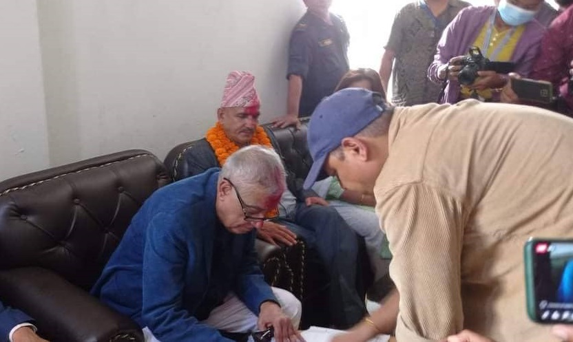 डा. सशांकले दर्ता गरे उम्मेद्वारी