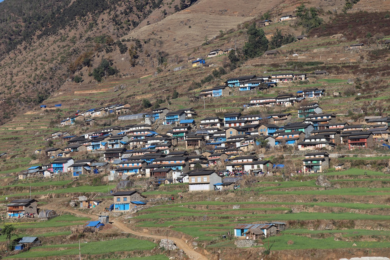 तमान गाउँमा अझै जीवित छन् ‘कटुवाल’ र ‘मुखिया’