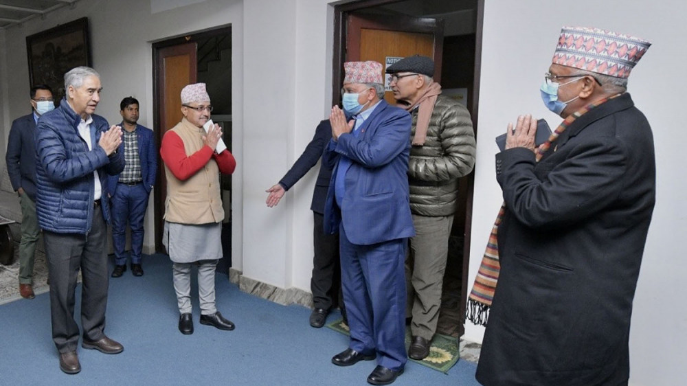 संसद्‌मा सधैँ टकराब
