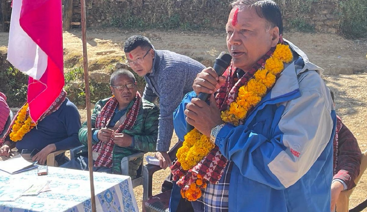 अहिलेको लडाई संविधान बचाउने र सिध्याउनेबीचको हो : मन्त्री पौडेल