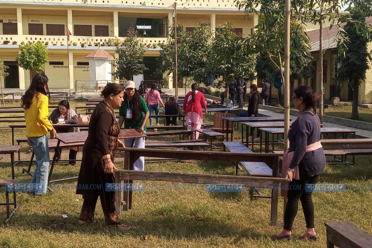 दोलखाका १० मतदान केन्द्रमा मतदान जारी
