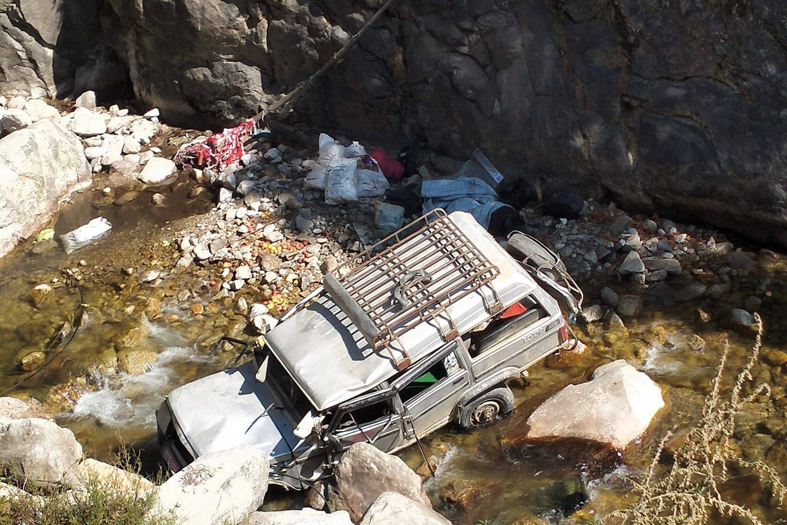 कालीकोटमा जीप दुर्घटना : ३ जनाको मृत्यु, ७ घाइते