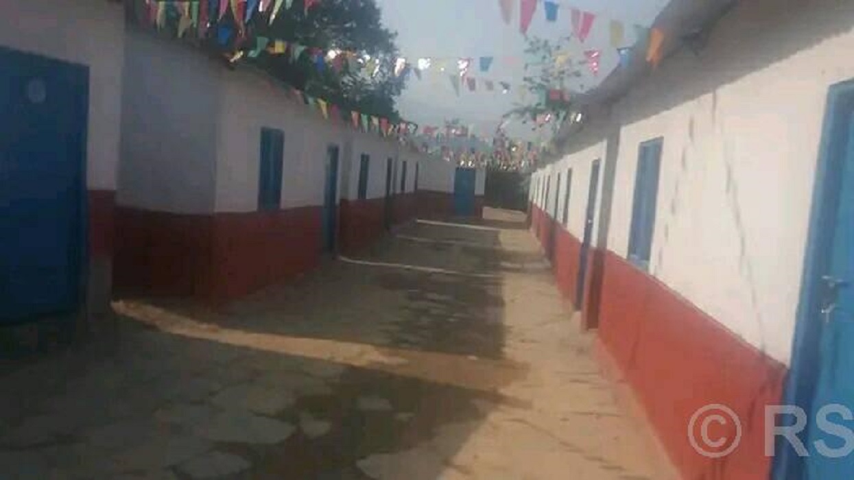 नमूना माझी बस्तीका घर प्रयोगविहीन